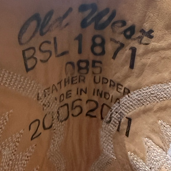 Diego’s Cowboy Leather Boots - Picture 15 of 16